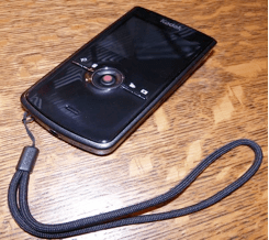 Kodak Zi8 pocket HD video camera pic